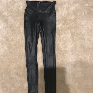 Spanx faux leather leggings black small